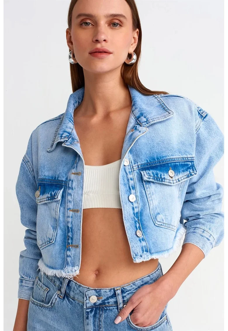 Geaca matlasata scurta,  denim albastru deschis, 100% bumbac, cu nasturi, pentru femei