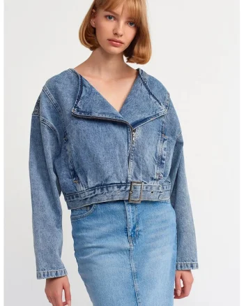 Geaca scurta dama  denim albastru mediu, cu curea, fermoar, 100% bumbac