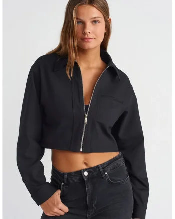 Jacheta scurta dama  neagra, poplin, fermoar, maneca lunga