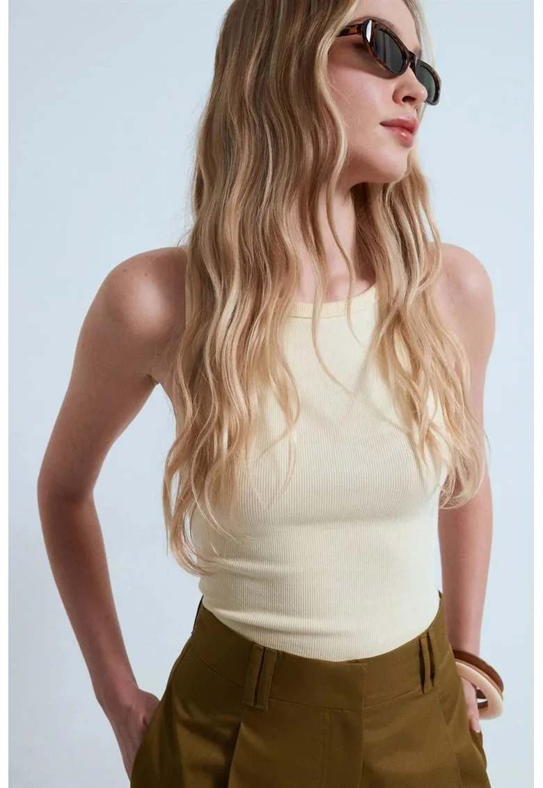 Maiou  fara maneci, crem natural, tricot elastic, casual