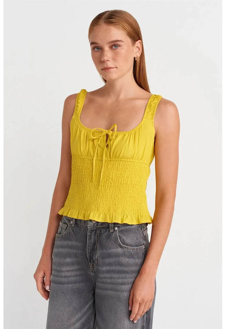 Bluza  crop, galben lamaie, detalii cu snur, 70% viscoza, 30% in