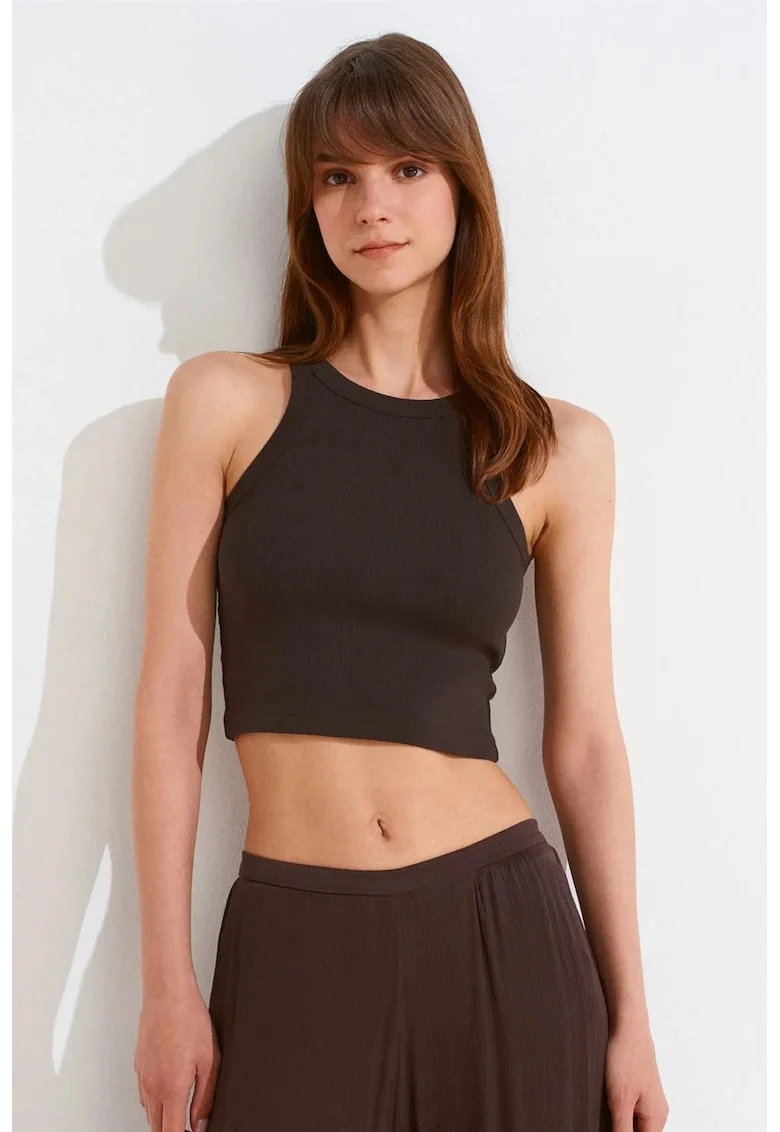 Maiou  crop, slim, cu nervuri, maro cafea, bumbac cu elastan