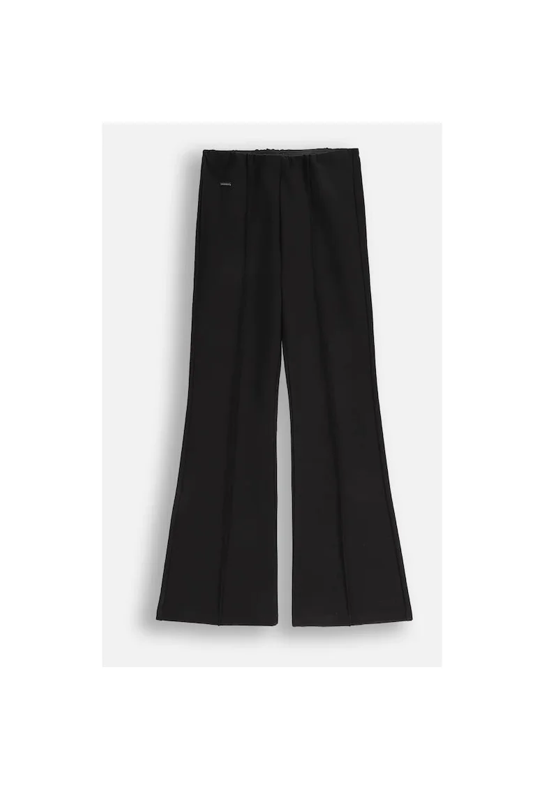 Pantaloni evazati,