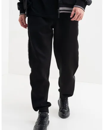 Pantaloni de trening relaxed fit cu segmente laterale cu monograma, Negru/Gri