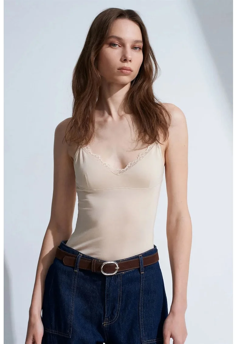 Maiou dama,  Cami, fara maneci, bej natural