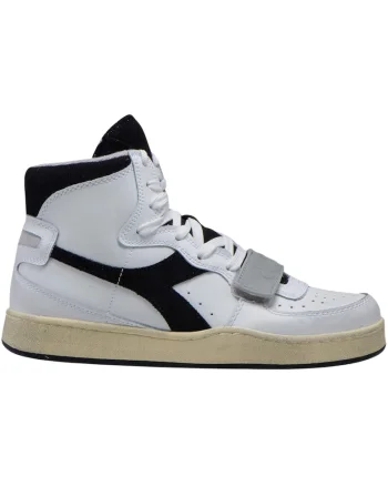 Pantofi sport pentru baschet,