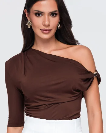 Bluze dama asimetrica cu decolteu tip off-the-shoulder si maneca lunga OW-TS-E0075, Maro