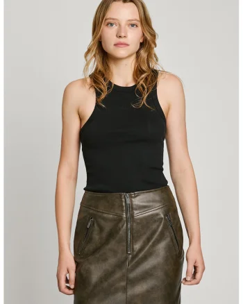 Top cambrat cu logo brodat Marian, Negru