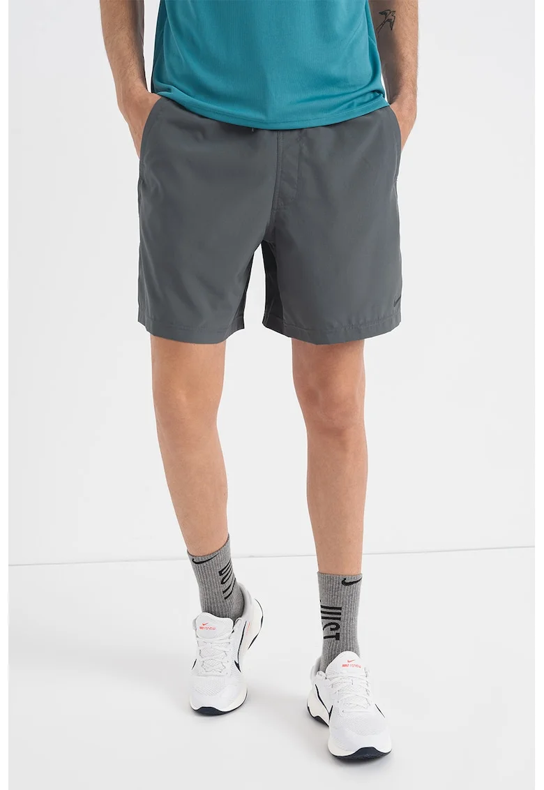 Pantaloni scurti cu tehnologie Dri-FIT pentru antrenament, Gri inchis