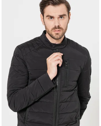 Calvin Klein, Jacheta usoara si matlasata cu guler scurt, Negru