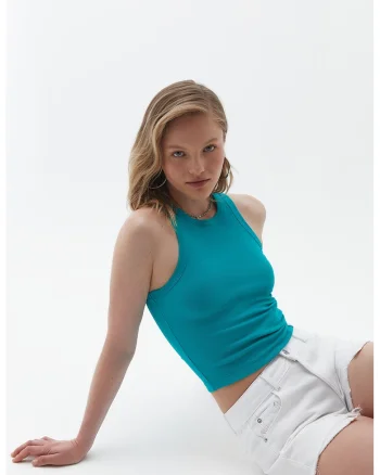 Top slim-fit cu decolteu la baza gatului si model striat, Verde aquamarin