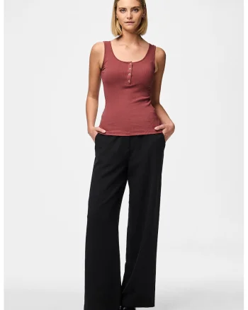 Top din amestec de bumbac organic cu decolteu henley, Caramiziu