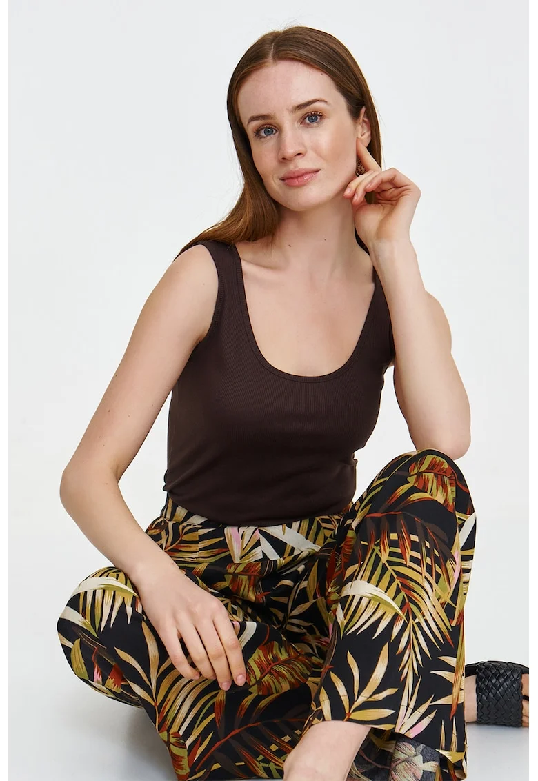 Top uni slim fit, Maro inchis