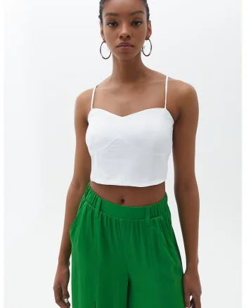 Top crop uni cu bretele ajustabile, Alb optic