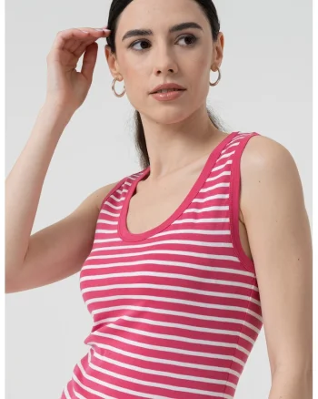 Top cu model in dungi, Alb/Fucsia