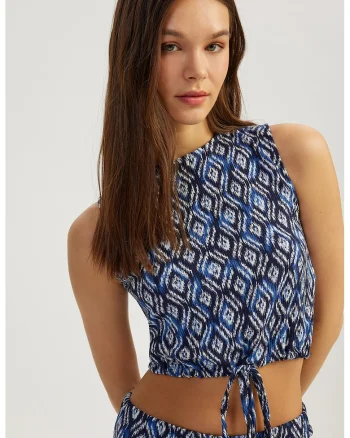 Top cu model, Alb/Albastru