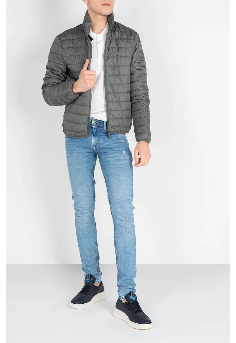 Geaca matlasata, cu puf artificial,