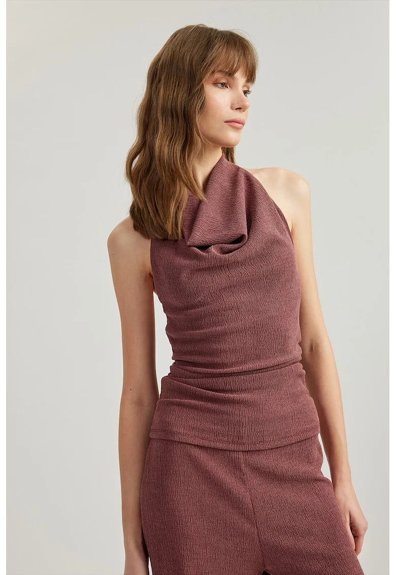 Top slim fit cu decolteu halter, Maro cognac