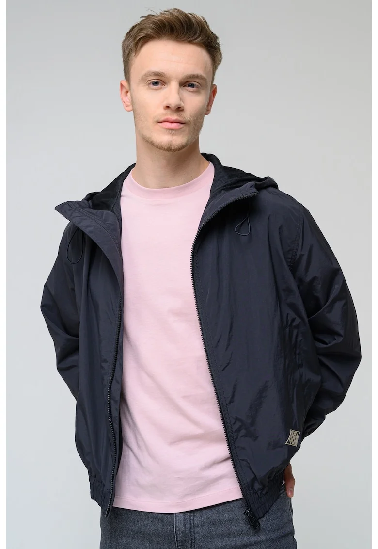 Jacheta cu fermoar si buzunare, Negru