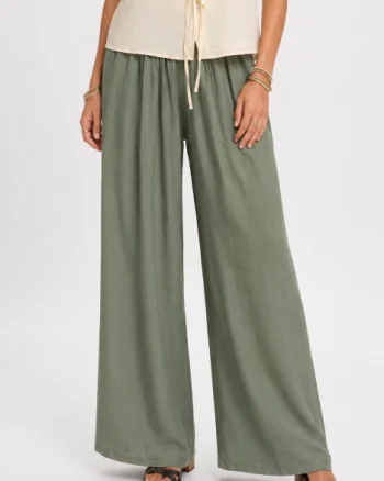 Pantaloni dama palazzo din vascoza cu talie elastica si curea, kaki
