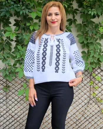 Ie Traditionala Corina 38