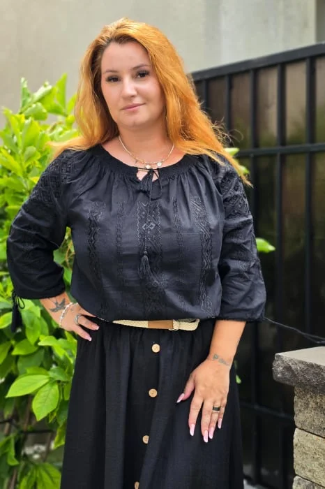 Ie Traditionala Fabiana 53