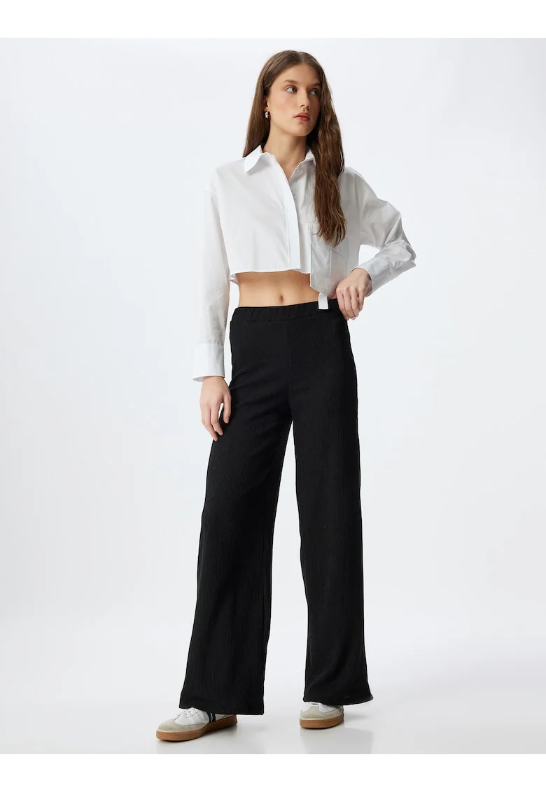 Pantaloni cu croiala ampla, Negru