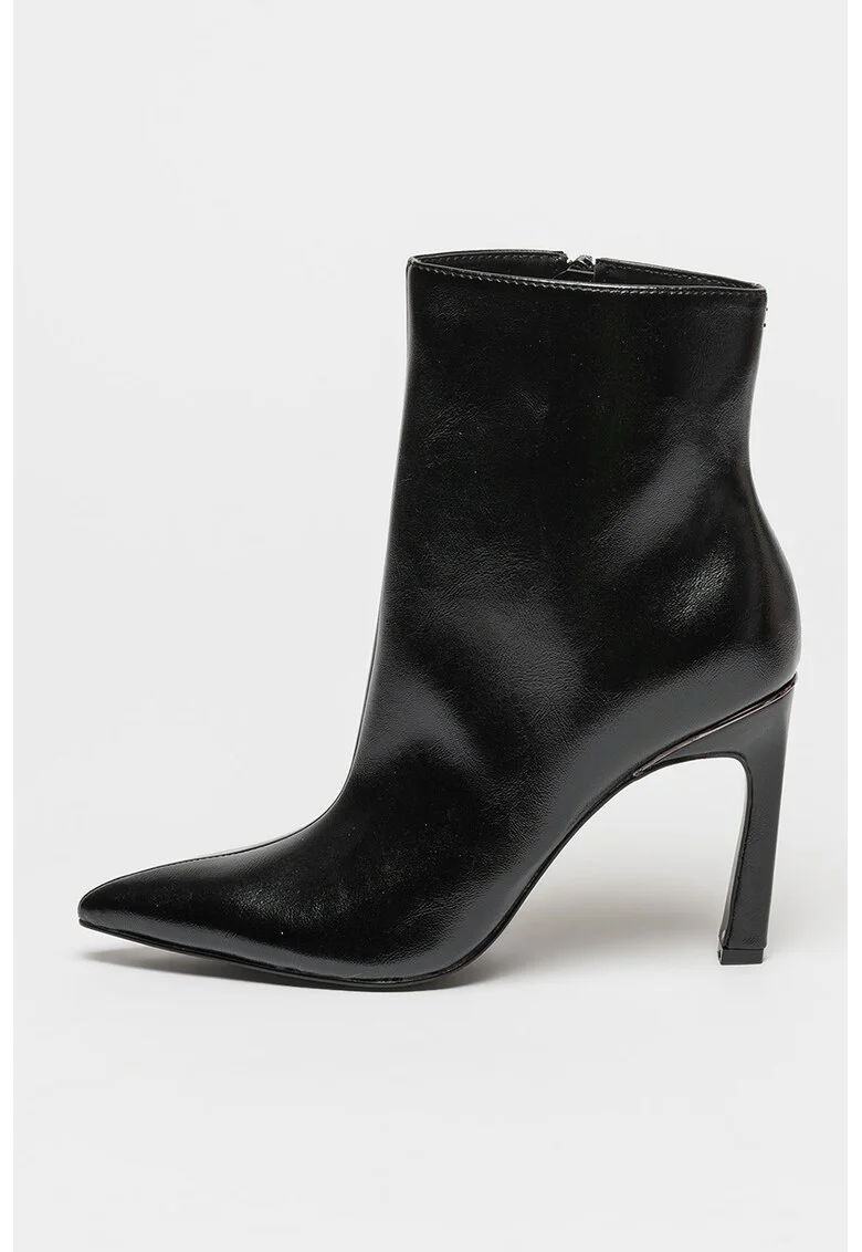 Botine din piele ecologica cu varf ascutit Baey, Negru