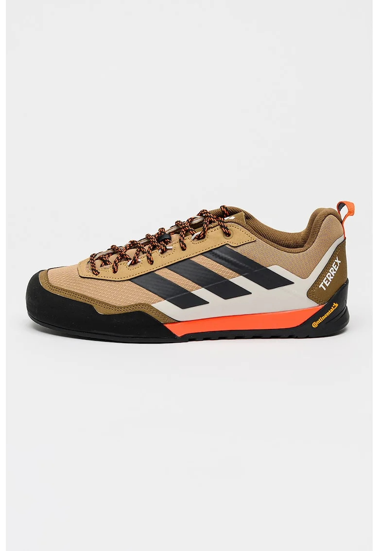 Pantofi Skychaser Solo Approach low-cut pentru drumetii, Negru/Coral/Maro pamantiu