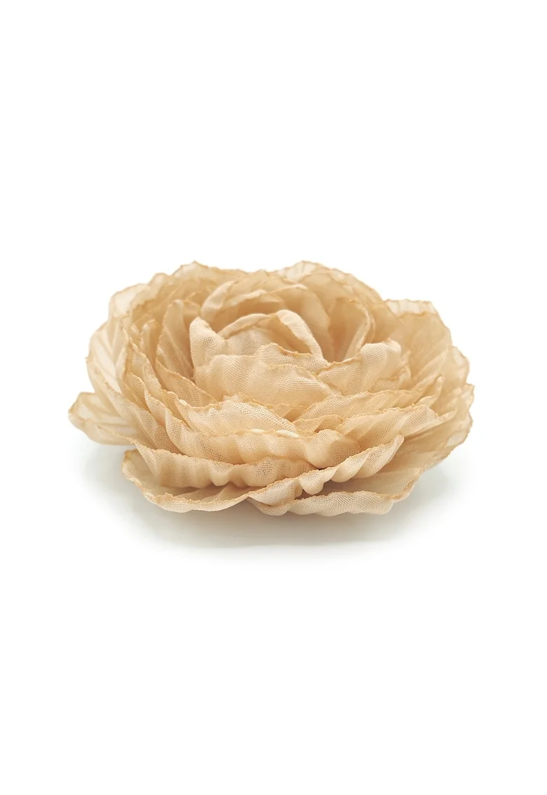 Brosa eleganta floare bujor,  Ava, voal bej