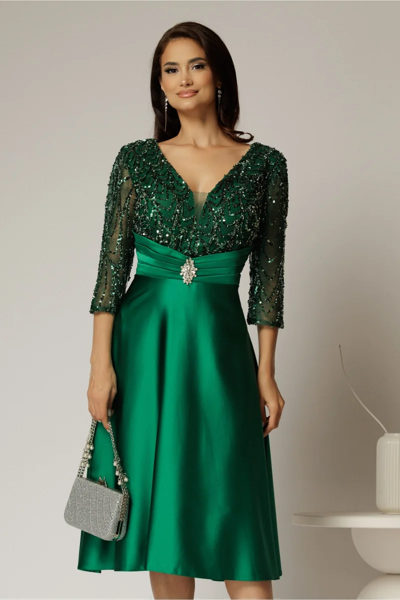 Rochie midi verde de ocazie din tafta si bustul cu paiete si dantela