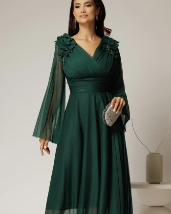 Rochie midi verde de ocazie din tull cu aplicatii la umeri si decolteu petrecut