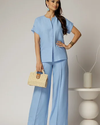 Pantaloni DY Fashion bleu cu croi lejer din material vaporos
