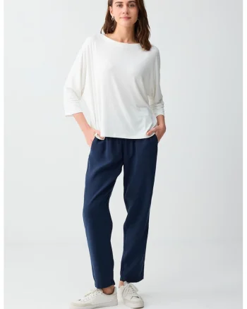 Pantaloni crop din amestec de modal