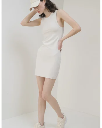 Rochie mini cu decolteu la baza gatului