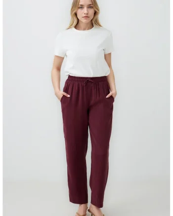 Pantaloni crop din amestec de modal