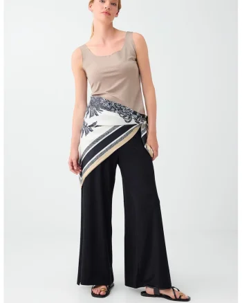 Pantaloni cu croiala ampla si slituri laterale, Negru