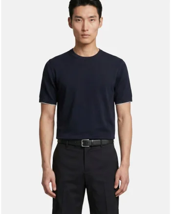 Tricou uni cu decolteu la baza gatului