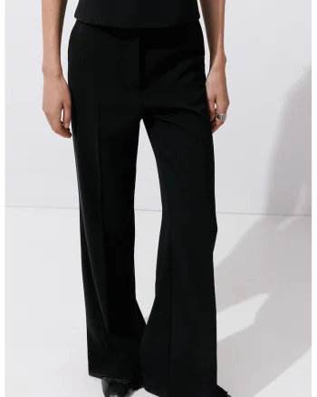 Pantaloni cu pliuri si talie inalta, Negru