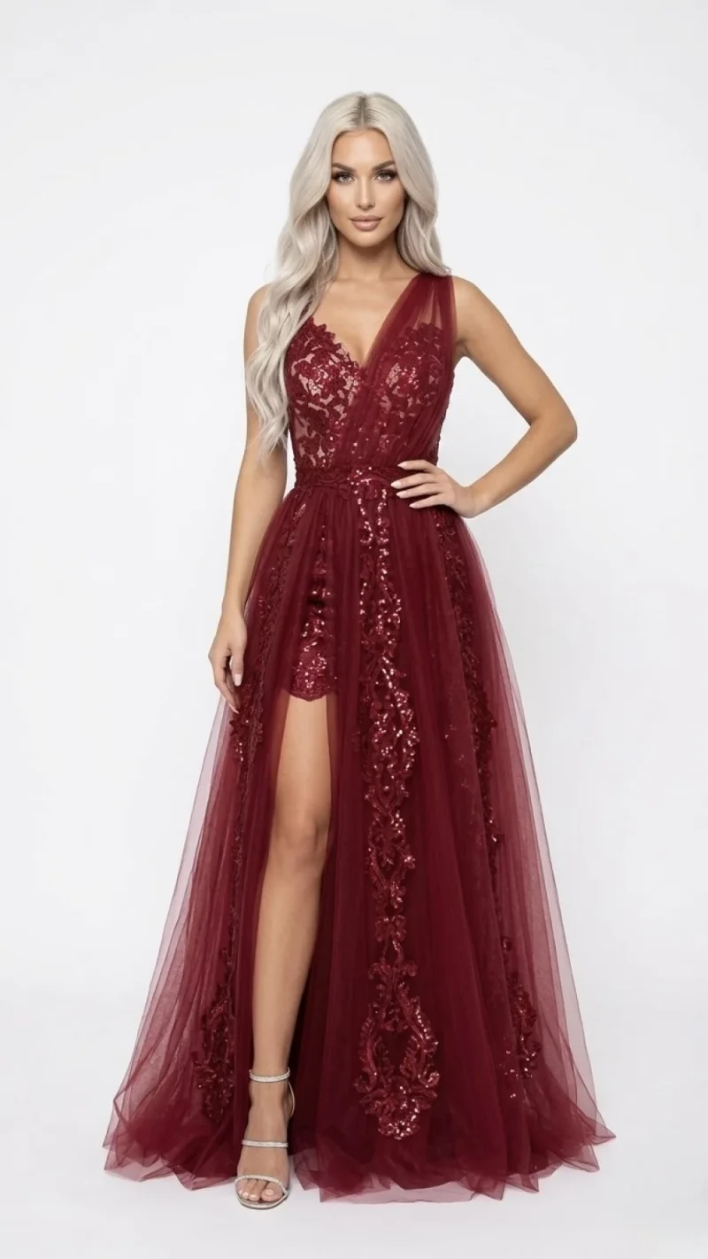 Rochie grena lunga de tull cu broderie pretioasa