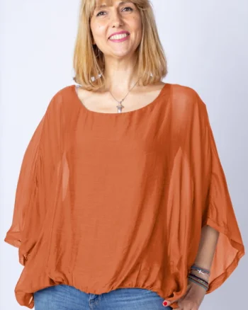 Bluza caramizie din matase si vascoza cu maneca fluture