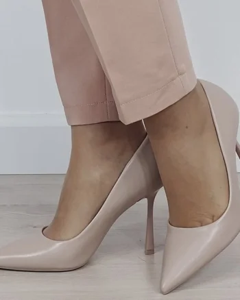 Pantofi bej eleganti D-1281 01