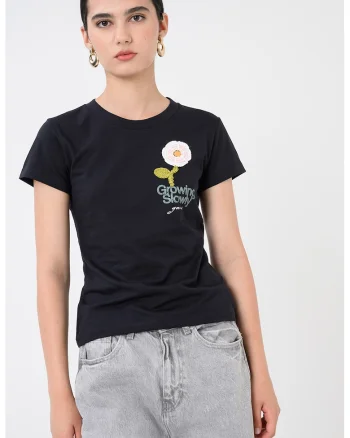 Tricou slim fit cu broderie florala, Negru