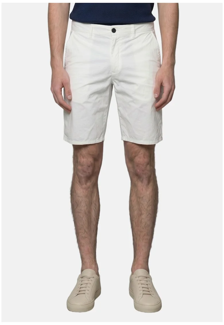 Bermude chino, Alb