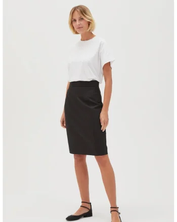 L-SC-4606, Negru