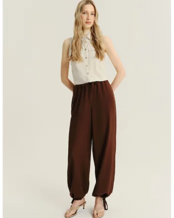 Pantaloni relaxed fit cu snur, Maro inchis