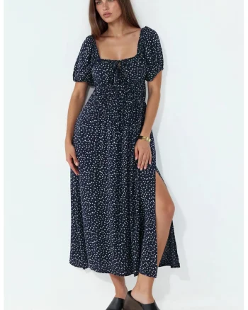 Rochie Midi  Neagra, 100% Viscose, Croiala Lejera, Decolteu Patrat, Maneci Scurte