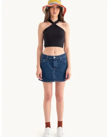 Top scurt,  decolteu halter, croiala incrucisata, negru, jerseu