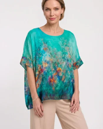 Bluza vaporoasa tip poncho din matase, croi oversized cu print pictural multicolora pe fond turcoaz