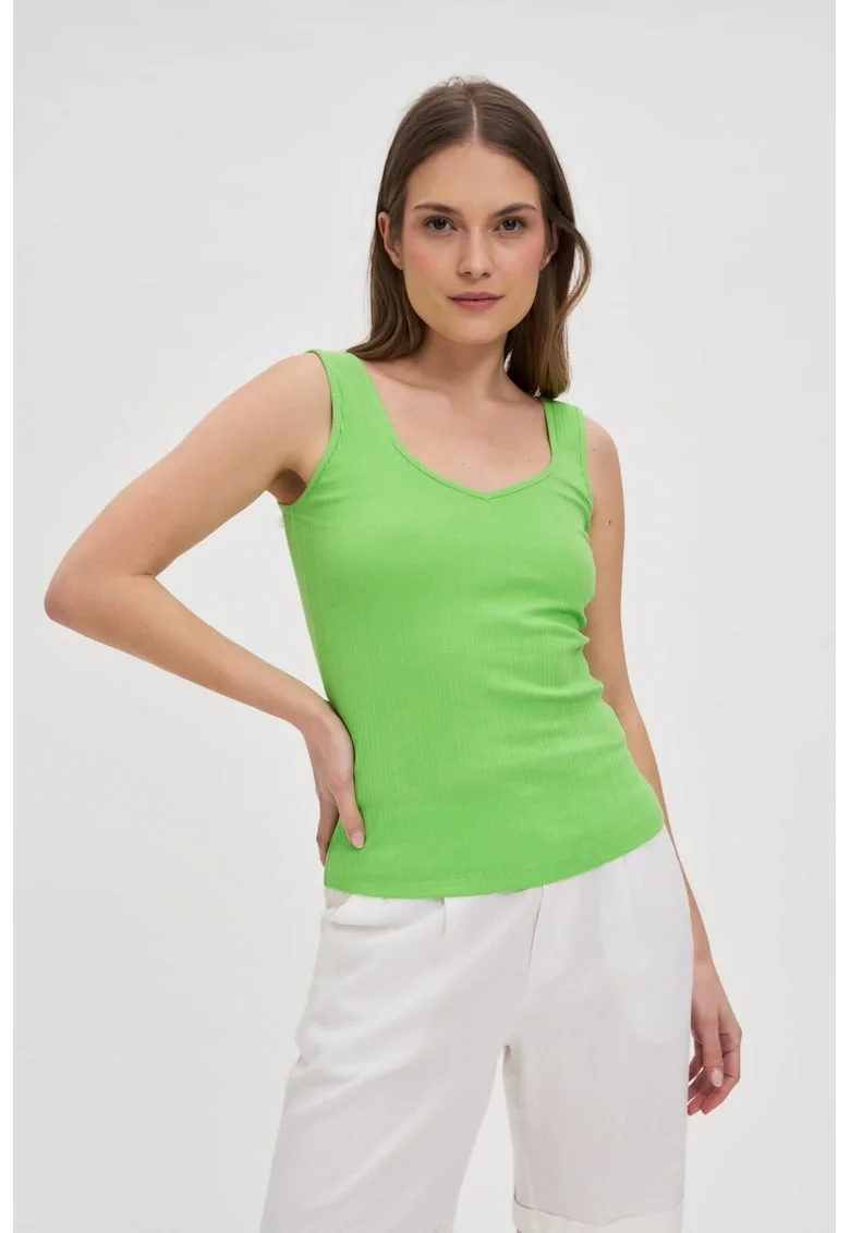 L-TS-4683, Verde